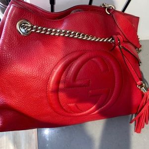 GUCCI Medium Soho Chain Shoulder Bag
